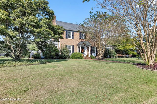 406 Carmen Avenue, Jacksonville, NC 28540