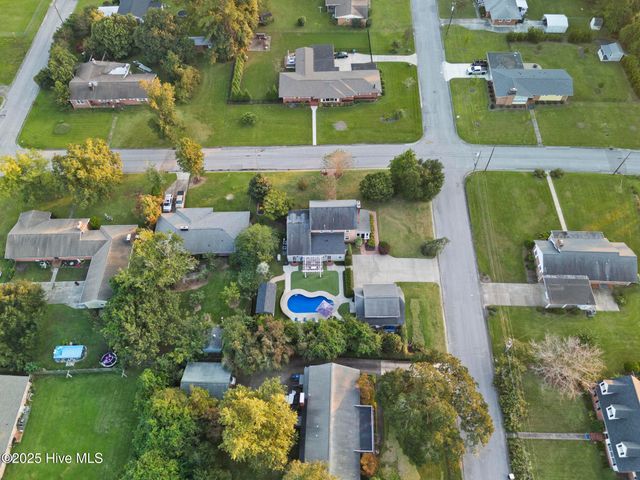 406 Carmen Avenue, Jacksonville, NC 28540