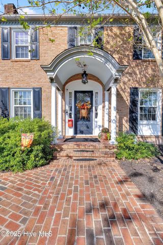 406 Carmen Avenue, Jacksonville, NC 28540