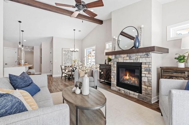 2654 Delaware Avenue, North Saint Paul, MN 55109