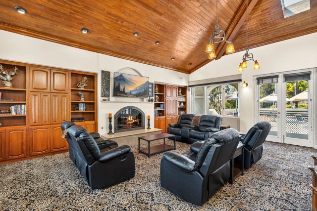 5860 Calle Camposeco, Rancho Santa Fe, CA 92067