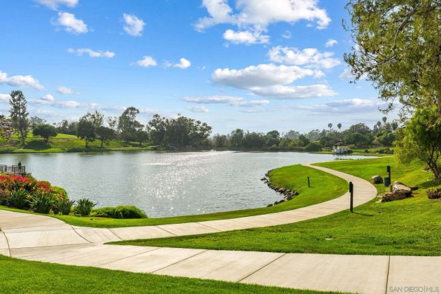 5860 Calle Camposeco, Rancho Santa Fe, CA 92067