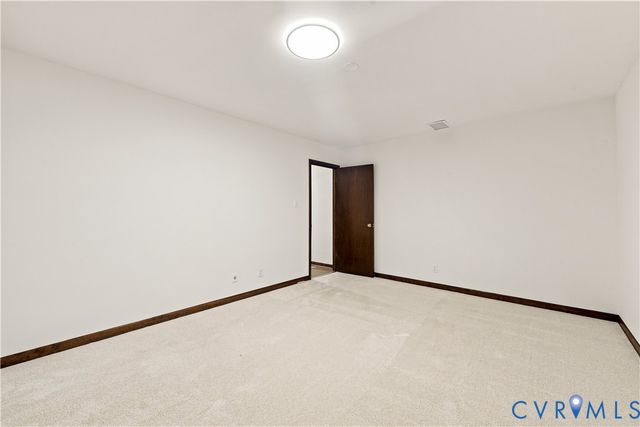 11931 Durrington Dr, North Chesterfield, VA 23236
