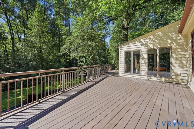 11931 Durrington Dr, North Chesterfield, VA 23236