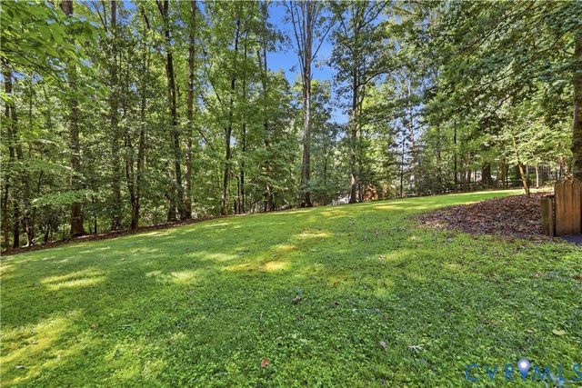 11931 Durrington Dr, North Chesterfield, VA 23236