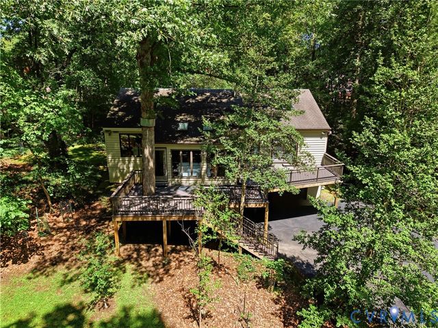 11931 Durrington Dr, North Chesterfield, VA 23236