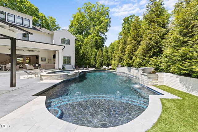 1208 Hunting Ridge Road, Raleigh, NC 27615