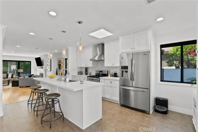 5810 Ranchito Avenue, Los Angeles, CA 91401