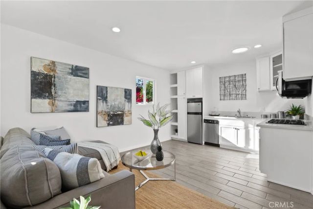 5810 Ranchito Avenue, Los Angeles, CA 91401