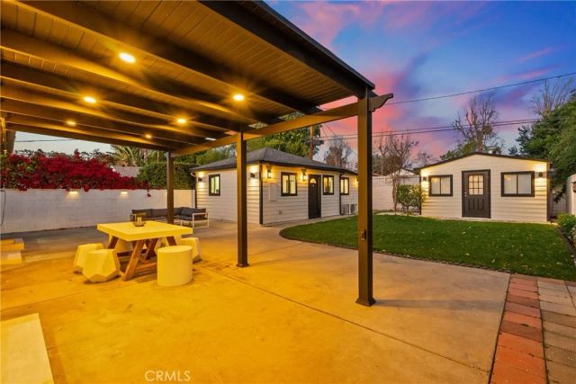 5810 Ranchito Avenue, Los Angeles, CA 91401