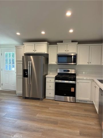 2767 W 1st 28, Santa Ana, CA 92703