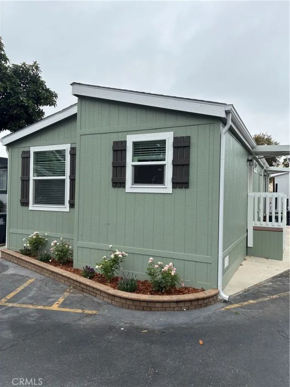 2767 W 1st 28, Santa Ana, CA 92703