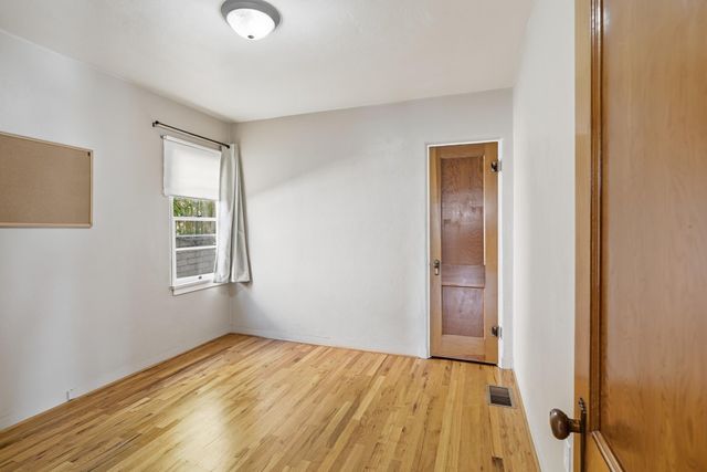 408 Amherst Drive SE, Albuquerque, NM 87106