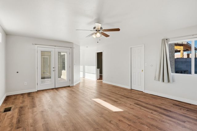 408 Amherst Drive SE, Albuquerque, NM 87106