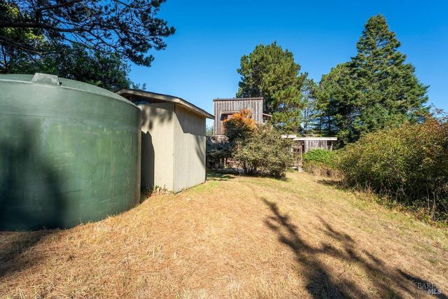 9001 N Highway 1, Mendocino, CA 95460