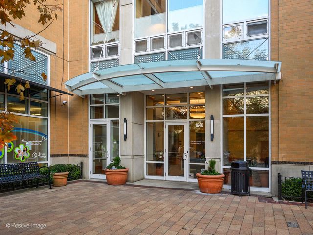 1640 Maple Avenue 804, Evanston, IL 60201