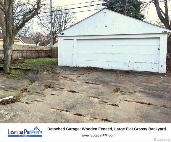 14700 Veronica Avenue, Eastpointe, MI 48021