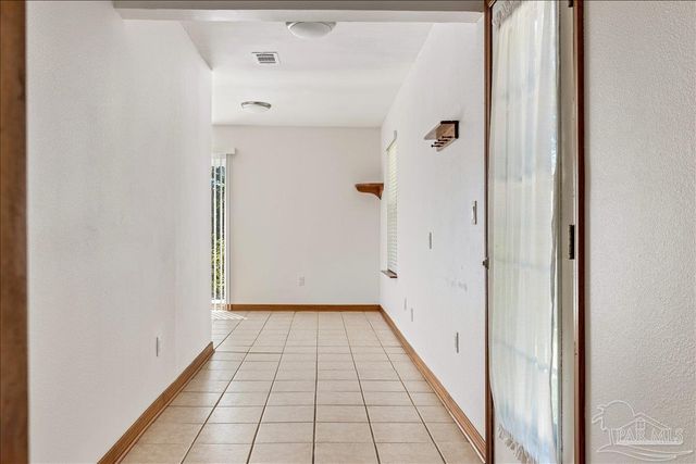 3009 Bob White Dr, Mary Esther, FL 32569