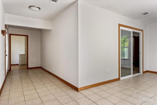 3009 Bob White Dr, Mary Esther, FL 32569
