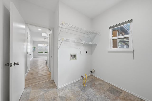 12207 Meadows Crest Drive, Stafford, TX 77477