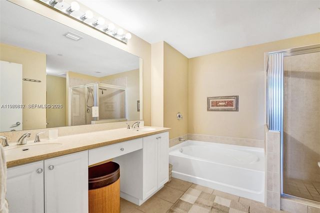 3340 NE 190th St 1409, Aventura, FL 33180