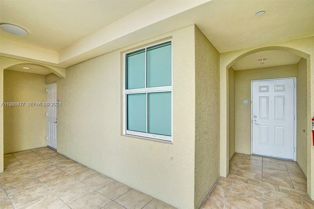 3340 NE 190th St 1409, Aventura, FL 33180