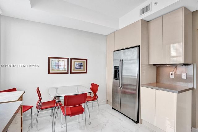 3340 NE 190th St 1409, Aventura, FL 33180