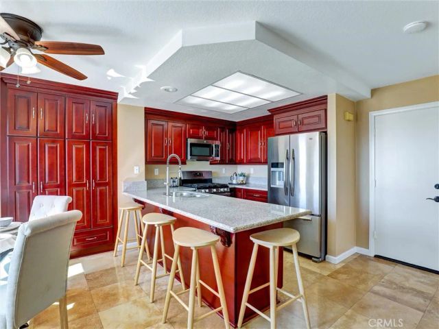 21095 Skylark Drive, Lake Forest, CA 92630