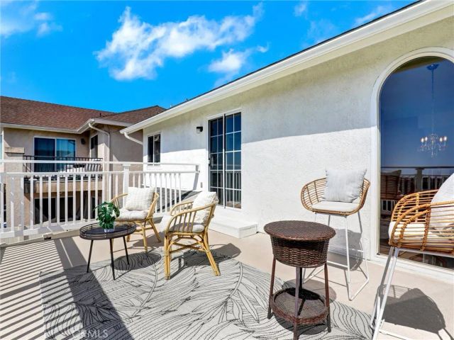 21095 Skylark Drive, Lake Forest, CA 92630