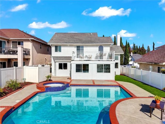 21095 Skylark Drive, Lake Forest, CA 92630