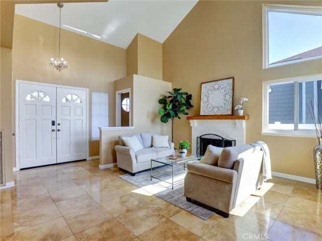 21095 Skylark Drive, Lake Forest, CA 92630