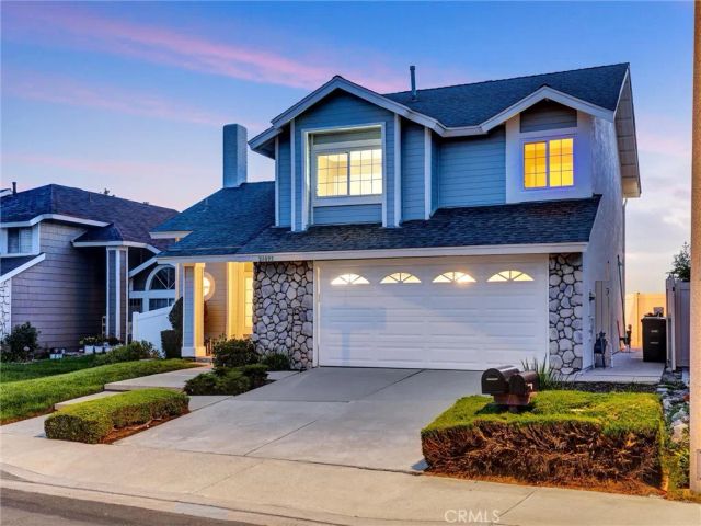 21095 Skylark Drive, Lake Forest, CA 92630