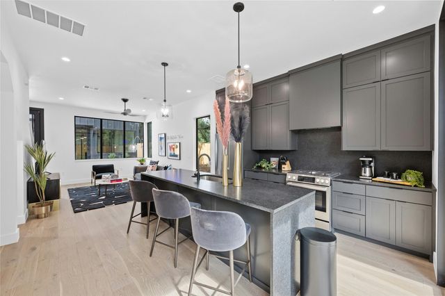 2008 Gathright CV B, Austin, TX 78704