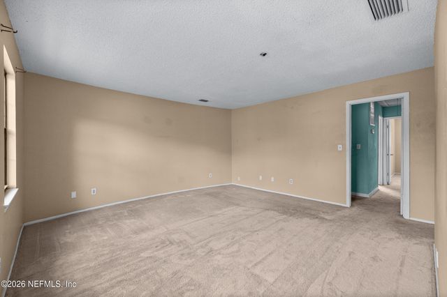 8203 SUTTON Place N, Jacksonville, FL 32217
