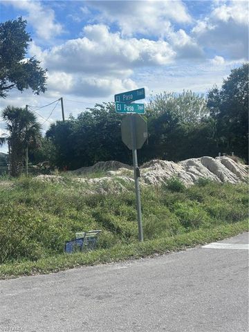 614 El Paso TRL, Immokalee, FL 34142