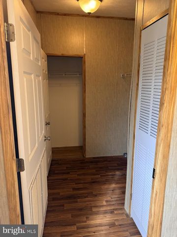 38 MAIZEFIELD DR, Shippensburg, PA 17257