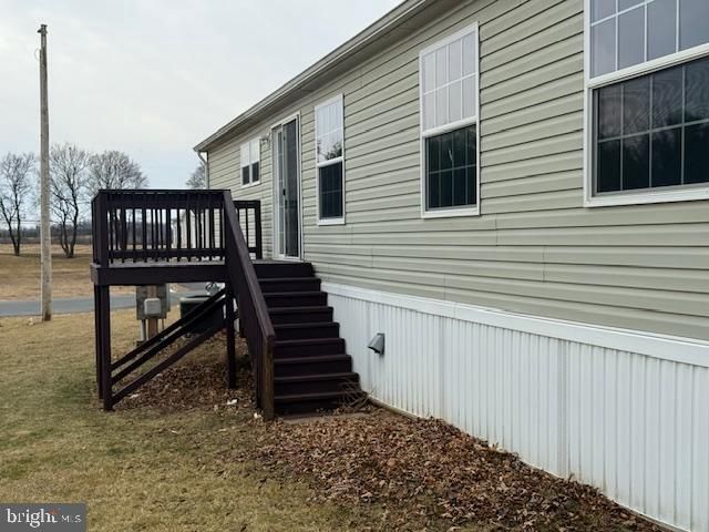 38 MAIZEFIELD DR, Shippensburg, PA 17257