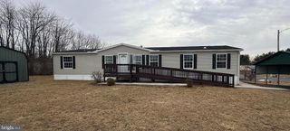 38 MAIZEFIELD DR, Shippensburg, PA 17257