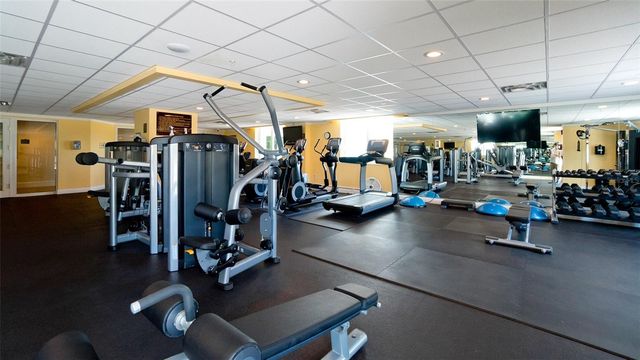 800 N TAMIAMI TRAIL 1502, Sarasota, FL 34236