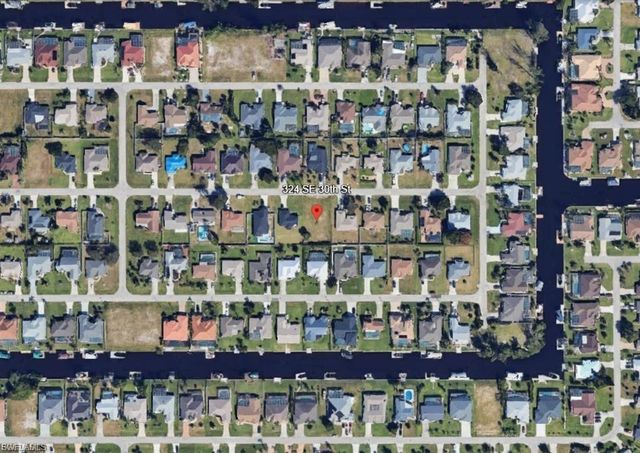 324 SE 30th ST, Cape Coral, FL 33904