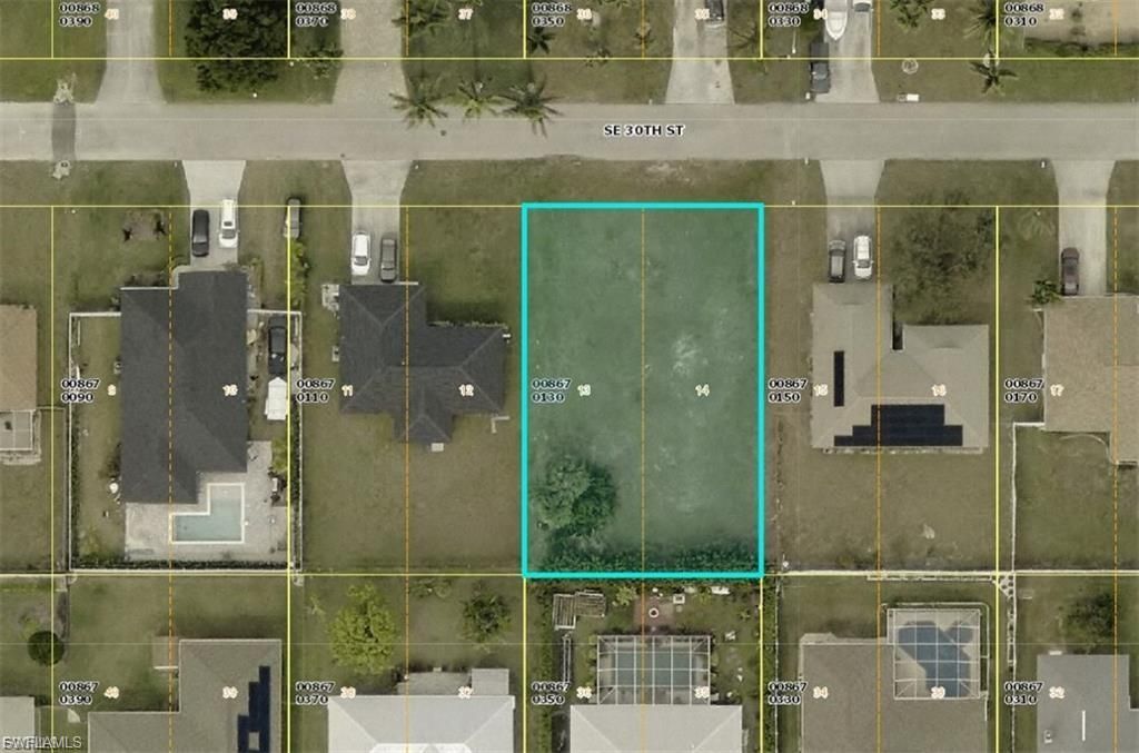 324 SE 30th ST, Cape Coral, FL 33904