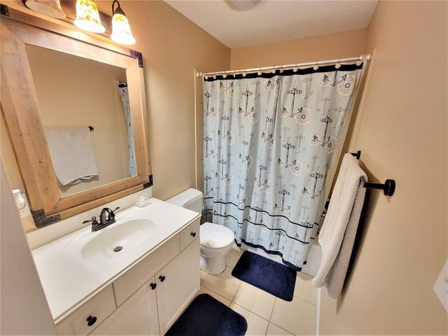 18339 Steele Point Drive, Crosby, TX 77532