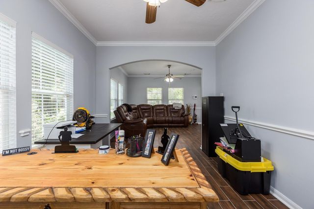 18339 Steele Point Drive, Crosby, TX 77532