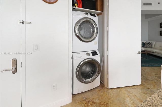 16001 Collins Ave 3005, Sunny Isles Beach, FL 33160