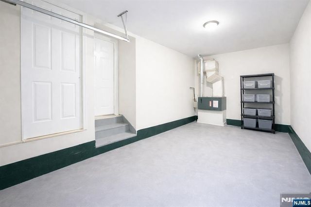 48-50 Holland Street, Newark, NJ 07103