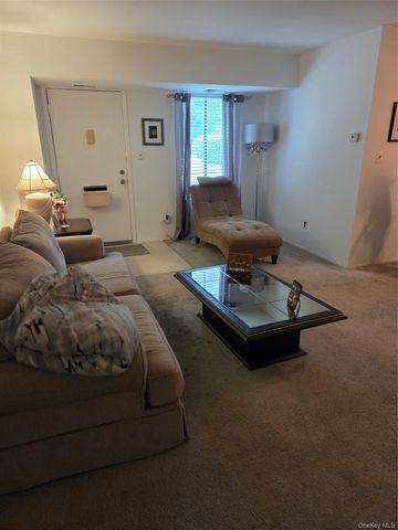 49 Fargo 49, Coram, NY 11727