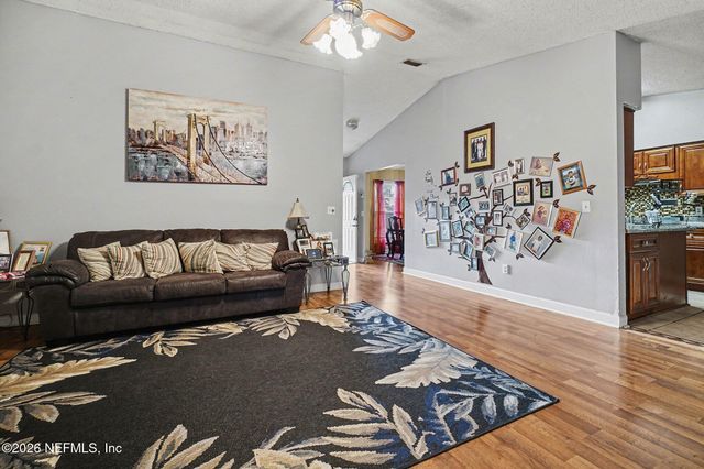 841 CHALMET Lane, Jacksonville, FL 32218