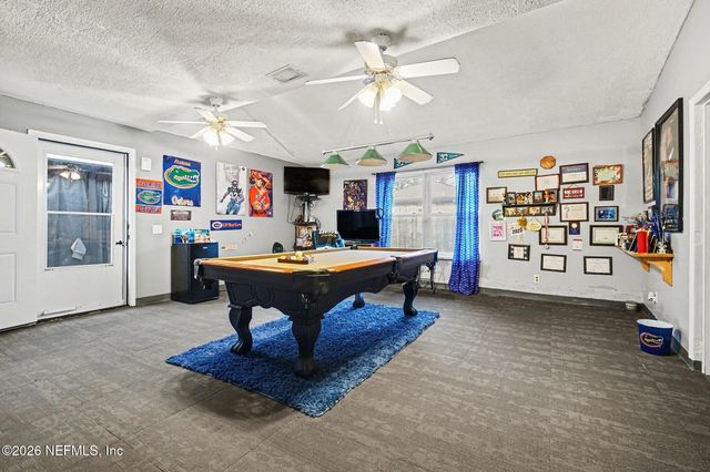 841 CHALMET Lane, Jacksonville, FL 32218