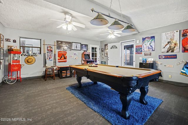 841 CHALMET Lane, Jacksonville, FL 32218