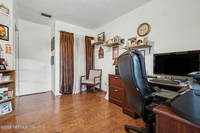 841 CHALMET Lane, Jacksonville, FL 32218